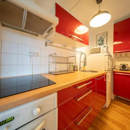 Magnifique Parking De La Marne